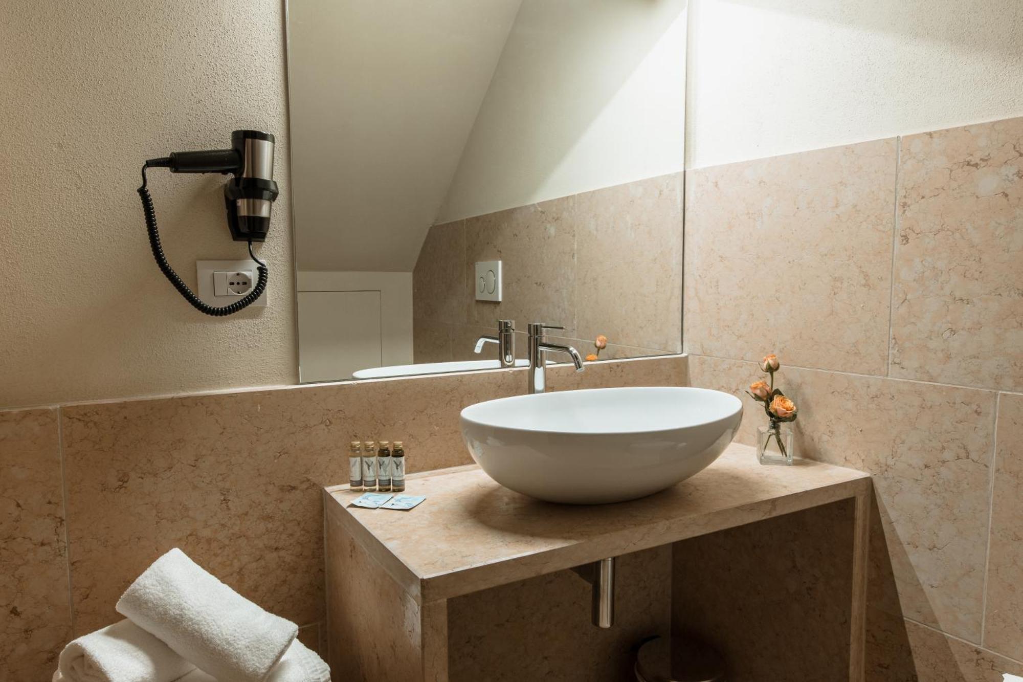 Osteria Luxury Apartments เปสเคียรา เดล การ์ดา ภายนอก รูปภาพ