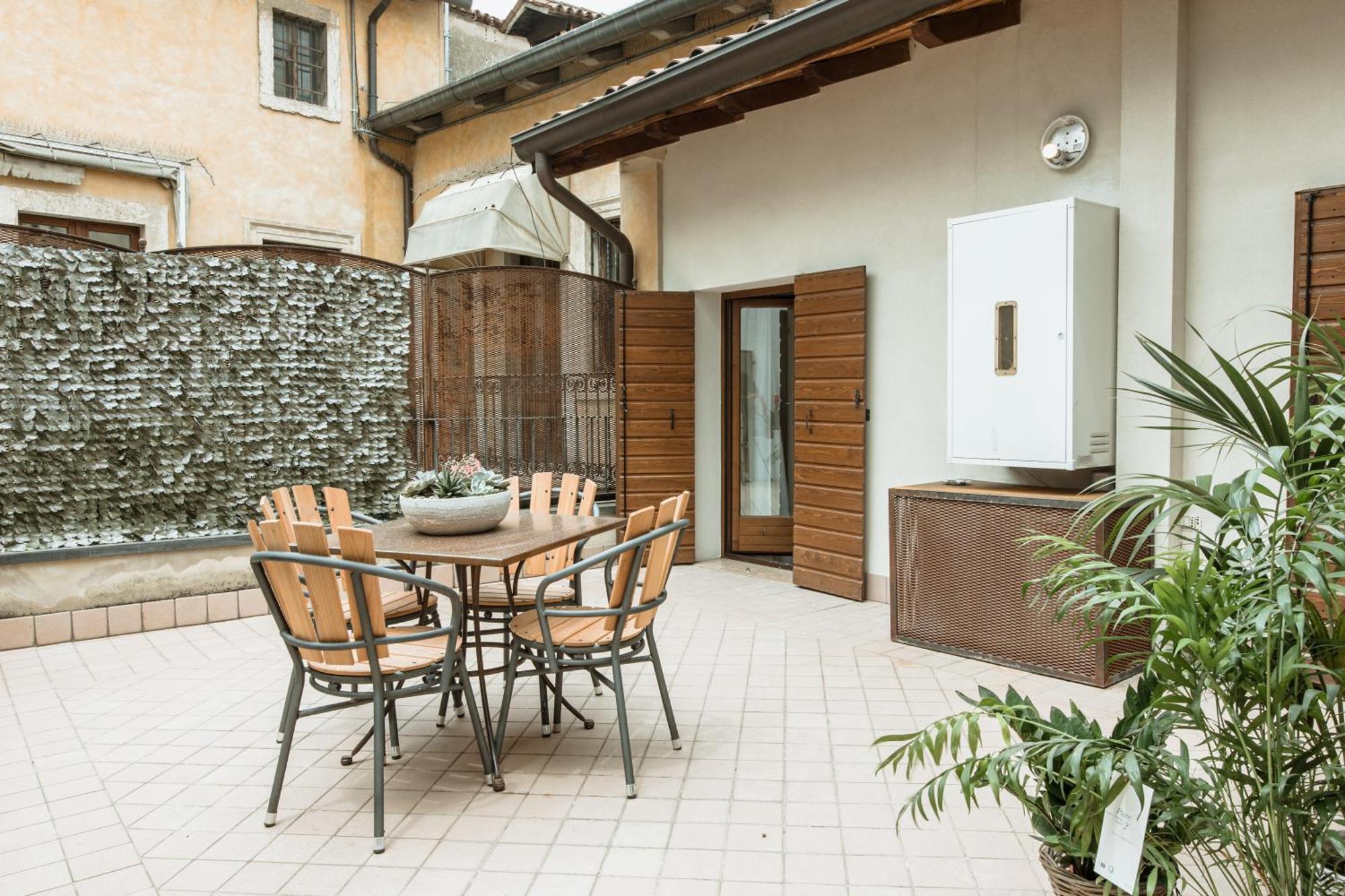 Osteria Luxury Apartments เปสเคียรา เดล การ์ดา ภายนอก รูปภาพ